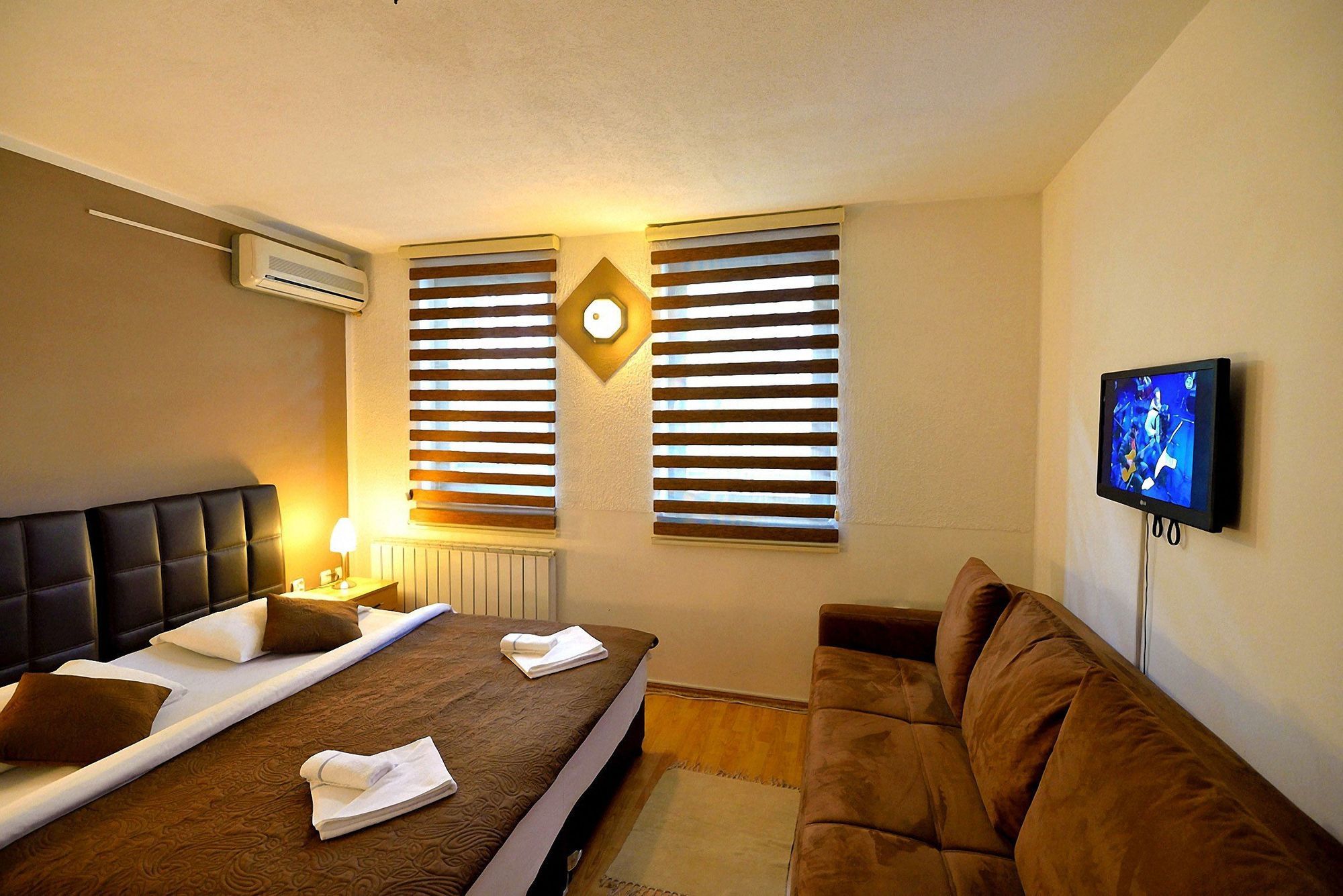 Hotel Istanbul Golden Horn 塞拉耶佛 外观 照片